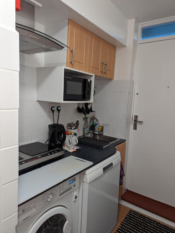Beautiful Independent Apartment In London Uk Екстер'єр фото