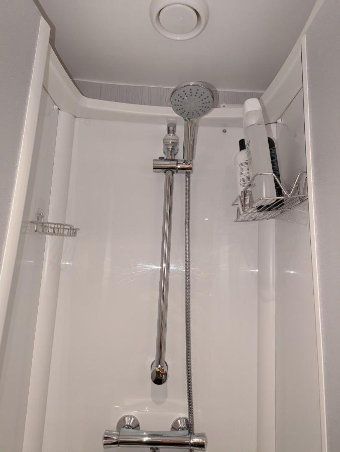 Beautiful Independent Apartment In London Uk Екстер'єр фото